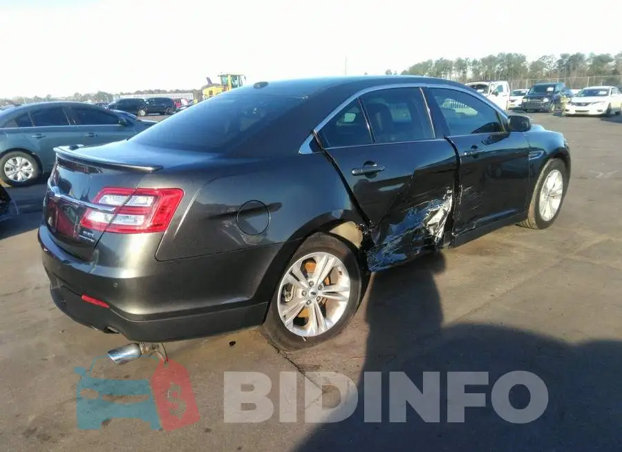 1FAHP2E80JG134207 Photo# 4