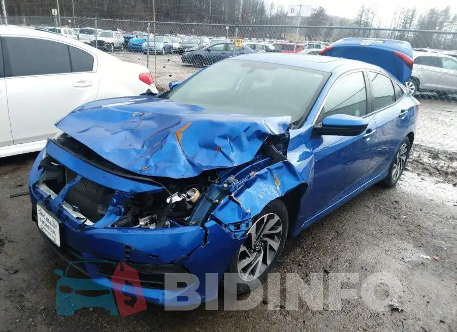 19XFC2F72HE012302 Photo# 2