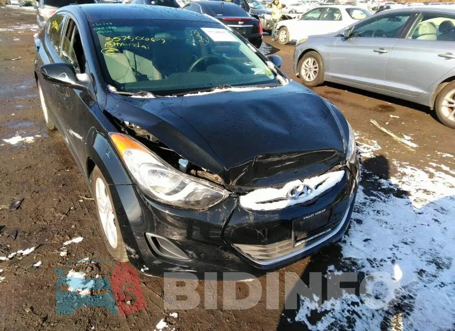 5NPDH4AE8DH451861 Photo# 6