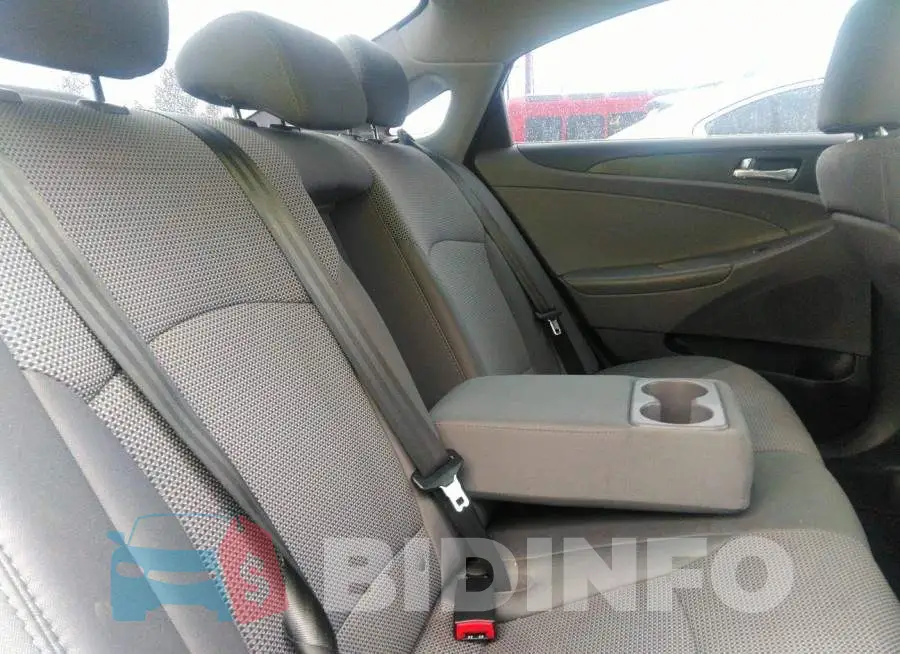 5NPEB4AC8EH933283 Photo# 8