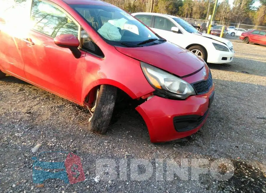 KNADM4A33D6240682 Photo# 6