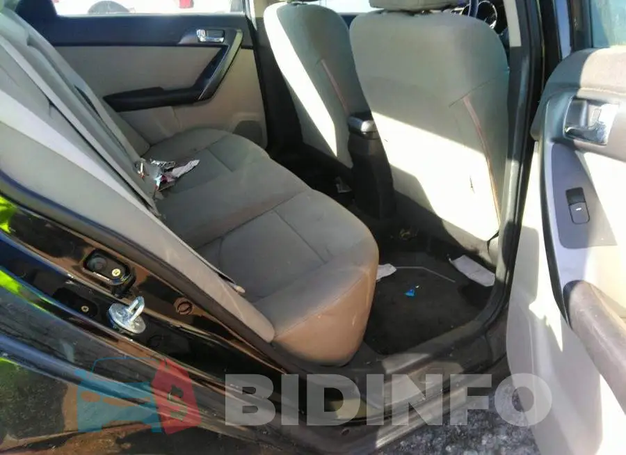 KNAFU4A23D5737527 Photo# 8