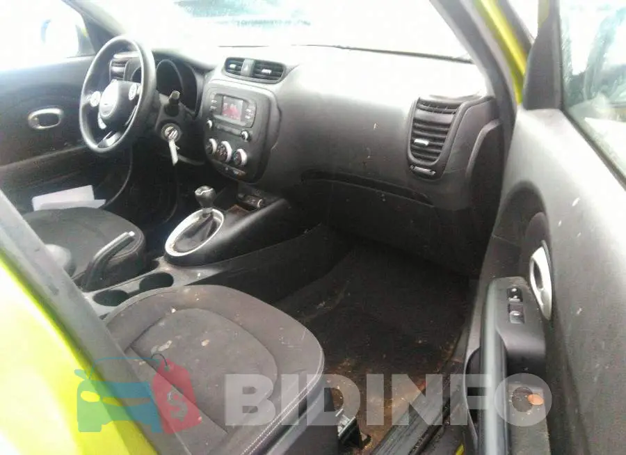 KNDJN2A26F7809178 Photo# 5