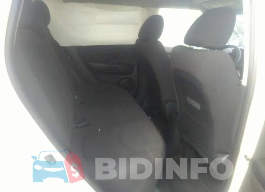 KNDJT2A53D7566734 Photo# 8