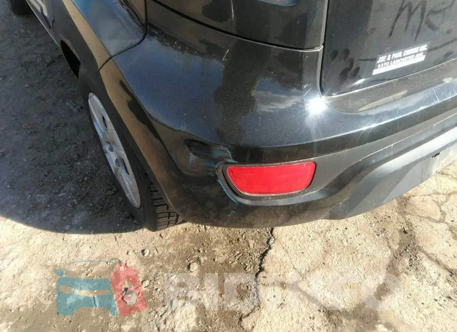 KNDJT2A58D7482943 Photo# 6