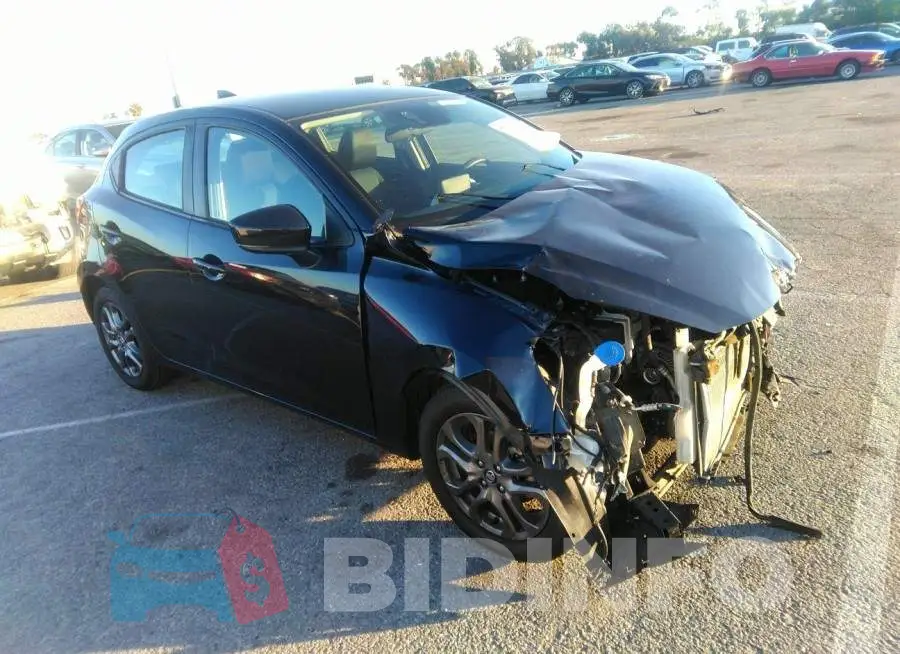 3MYDLBJV4LY701330 Photo# 1