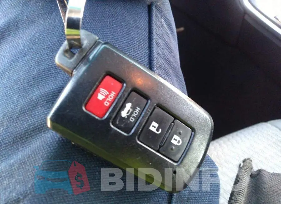 4T1BF1FK9FU082913 Photo# 11