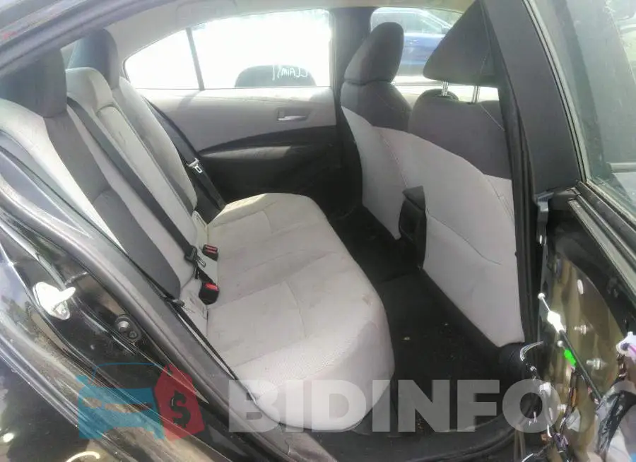 5YFEPRAE4LP056033 Photo# 8