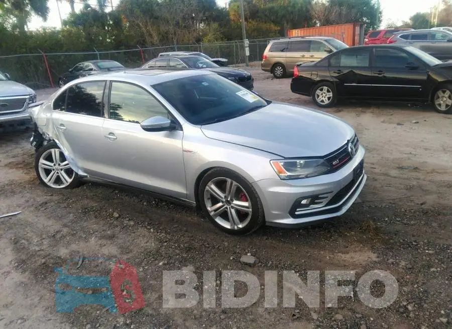 3VW5S7AJ2GM300062 Photo# 1
