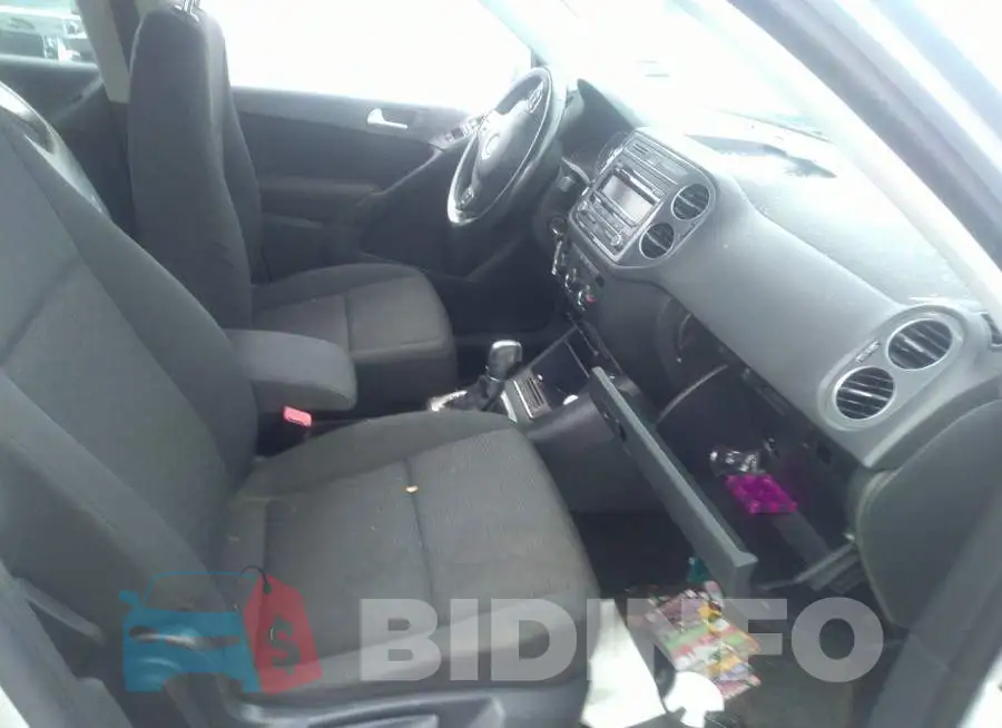 WVGAV3AX7EW624087 Photo# 5
