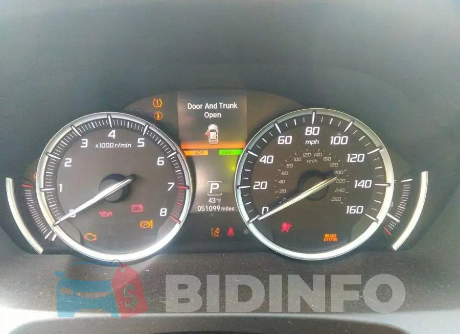 19UUB2F33KA002994 Photo# 7