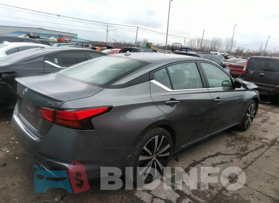 1N4BL4CV7NN360574 Photo# 4