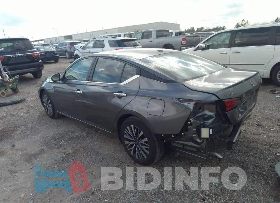 1N4BL4DVXPN337016 Photo# 3