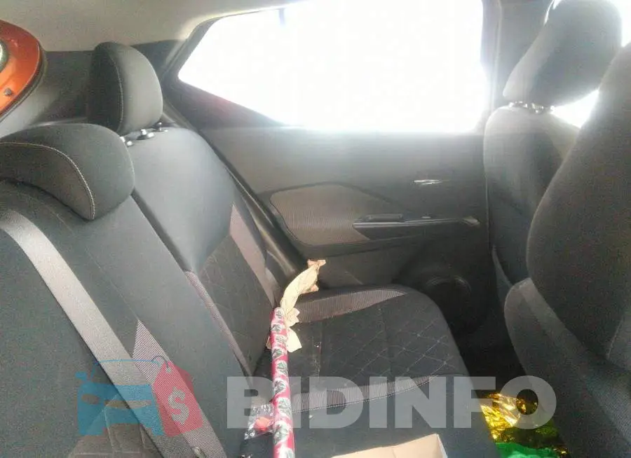 3N1CP5CU3JL537277 Photo# 8