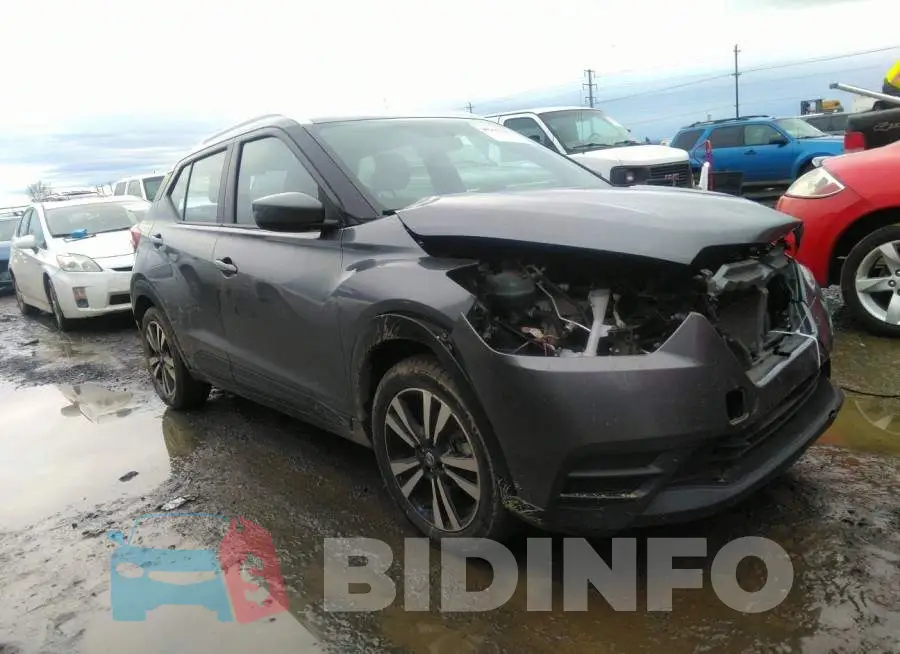 3N1CP5CU3KL541122 Photo# 1
