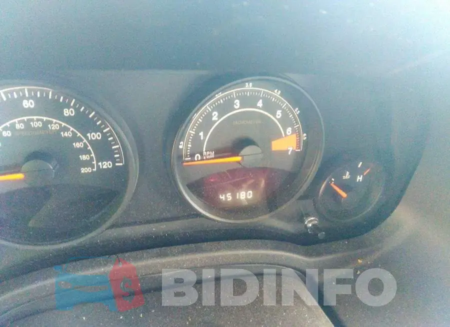 1C4NJPBB0HD133064 Photo# 7