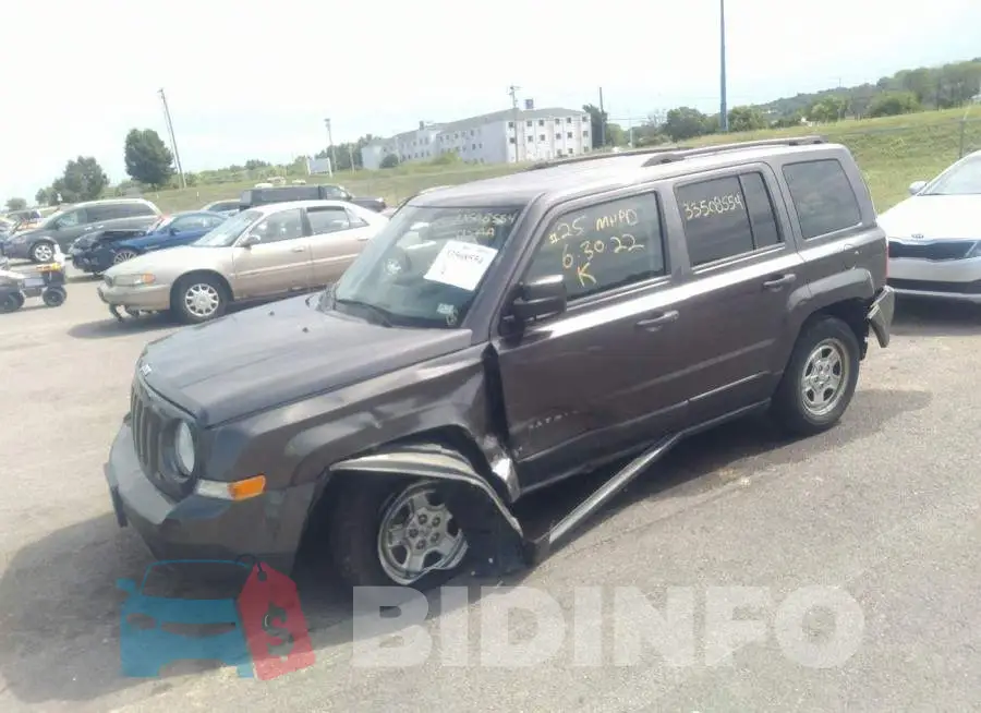 1C4NJPBB9FD398854 Photo# 2