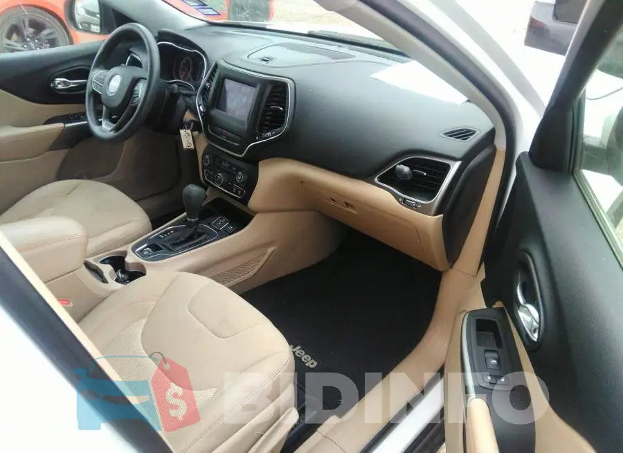 1C4PJLCX8KD221413 Photo# 5