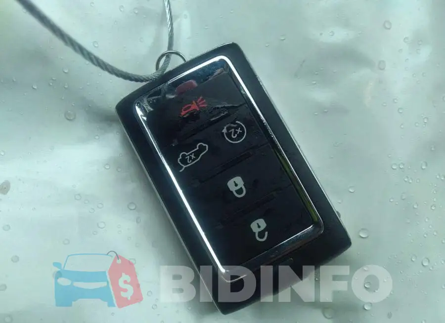 1C4SJVBT8NS128301 Photo# 11
