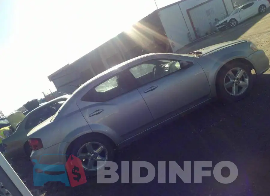 1C3CDZAB8DN730239 Photo# 4