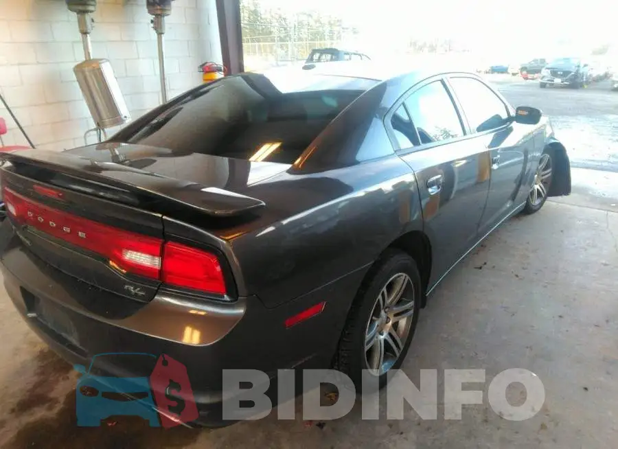 2C3CDXCT3EH338712 Photo# 4