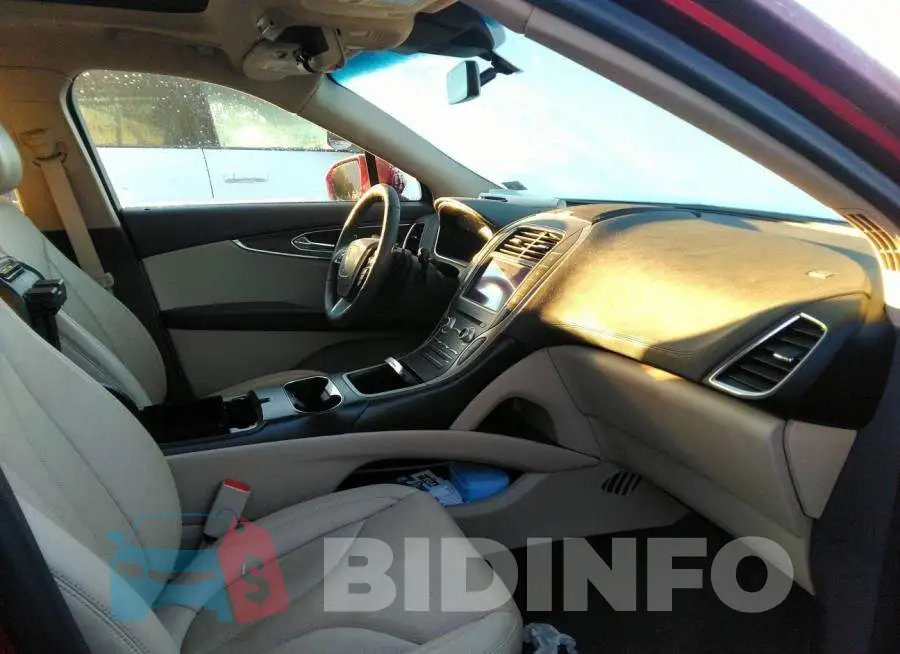 2LMPJ8LP6KBL48129 Photo# 5