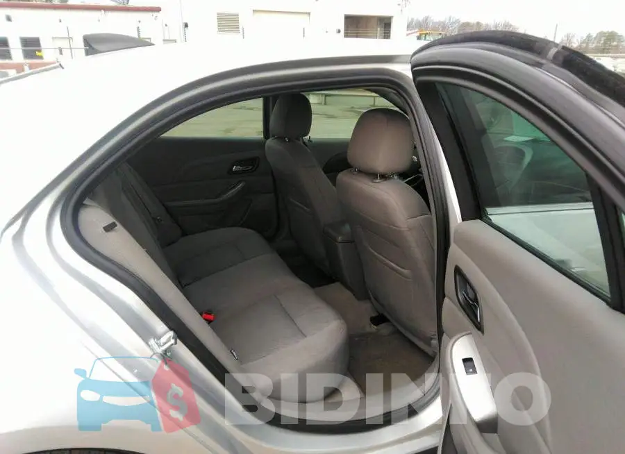 1G11A5SL5FU140061 Photo# 8