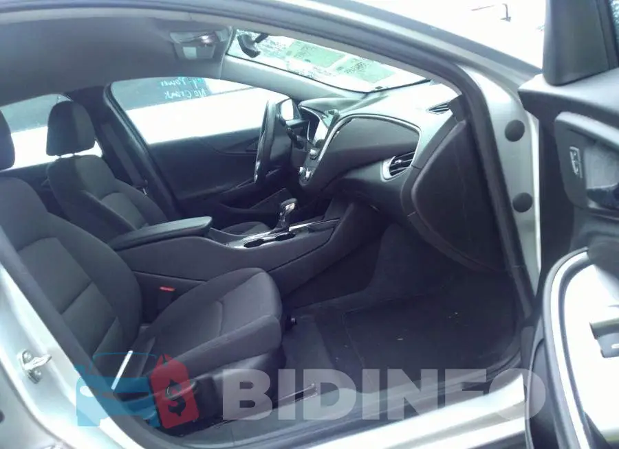 1G1ZD5ST0NF137713 Photo# 5
