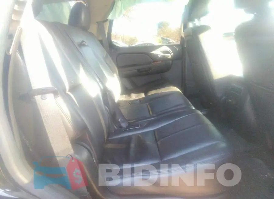 1GNSKBE06DR235552 Photo# 8
