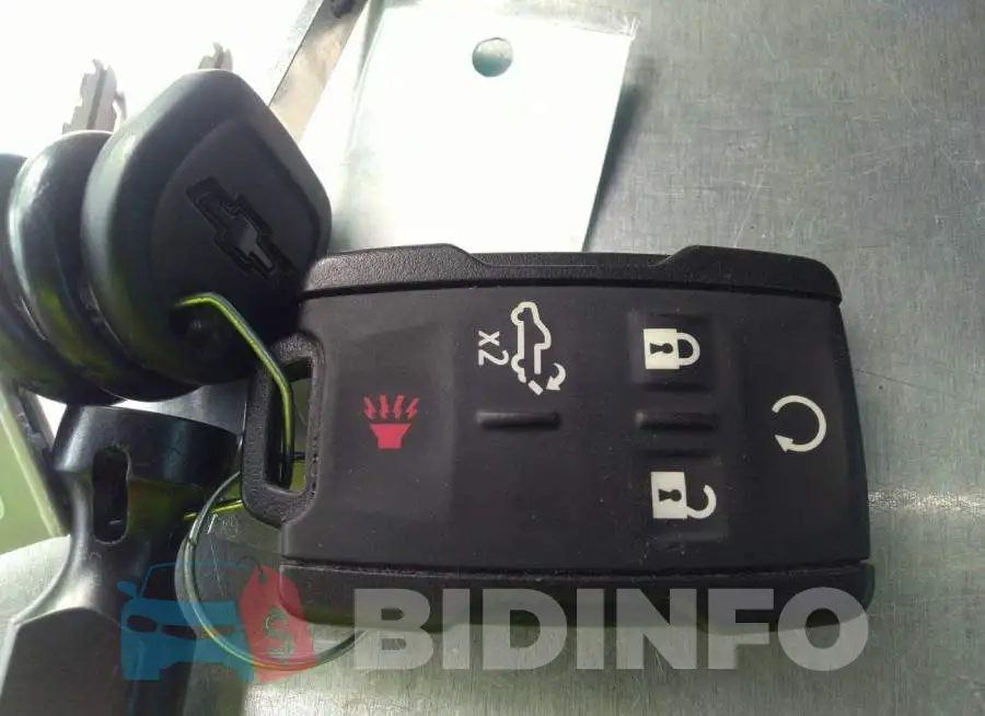 3GCPYBEH1KG303613 Photo# 11