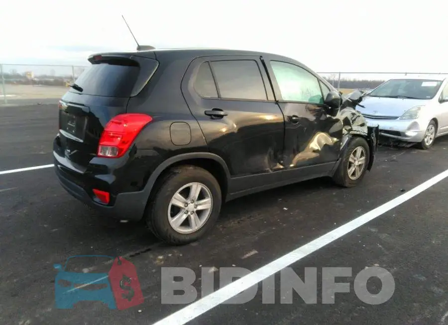 3GNCJKSB6LL235117 Photo# 4
