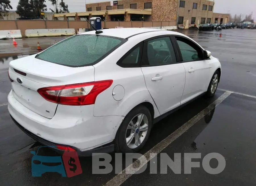 1FADP3F23DL213364 Photo# 4