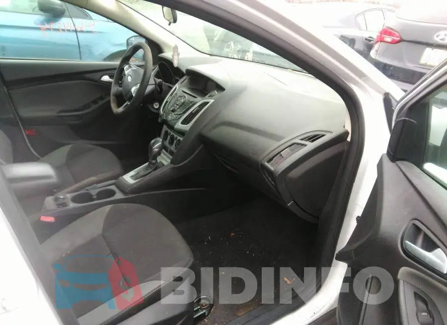 1FADP3F24DL242792 Photo# 5