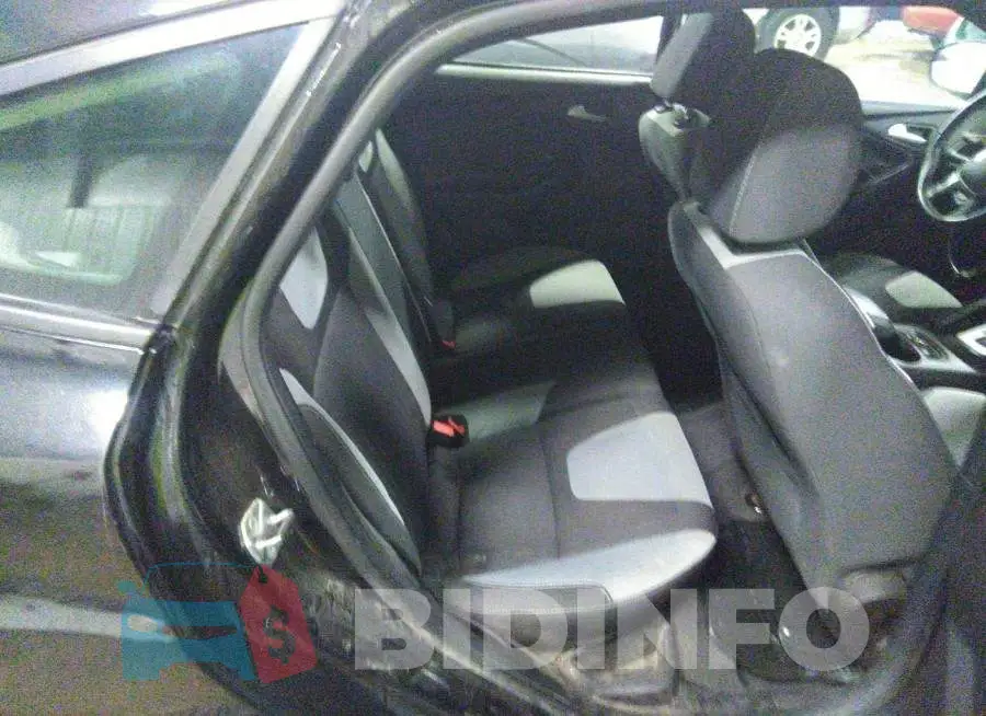 1FADP3K21EL390437 Photo# 8