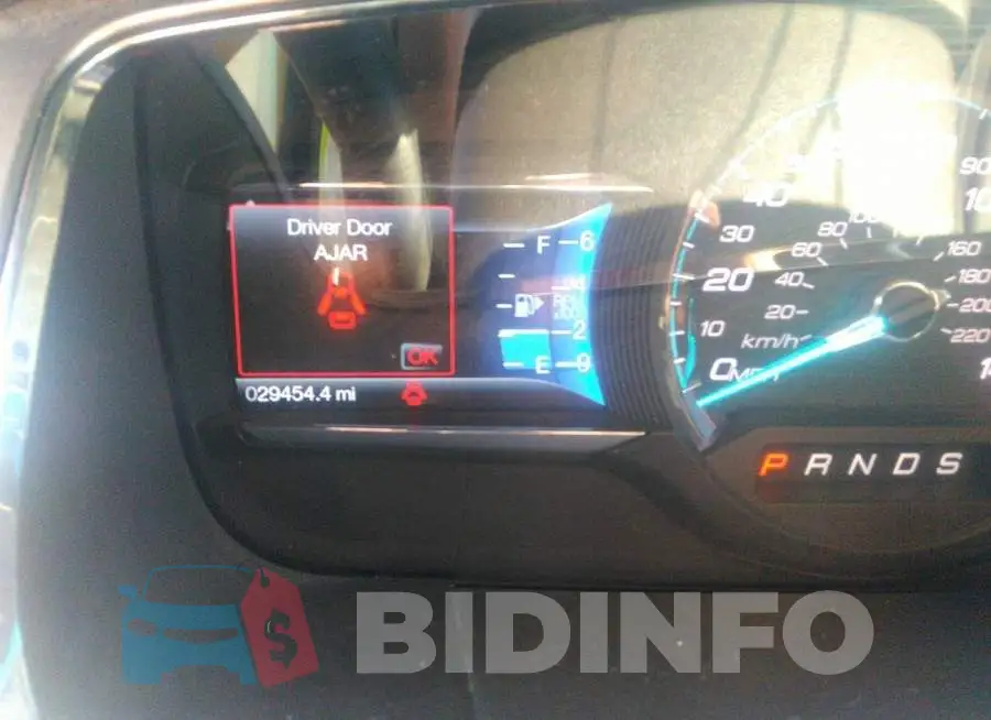 1FAHP2E86JG127889 Photo# 7
