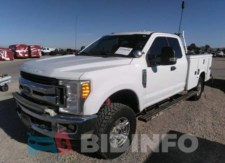 1FT7X2B62HED44015 Photo# 2