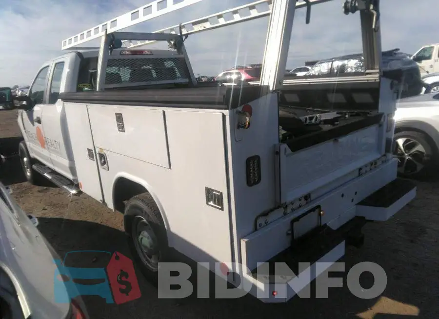 1FT7X2B68JEB05610 Photo# 3