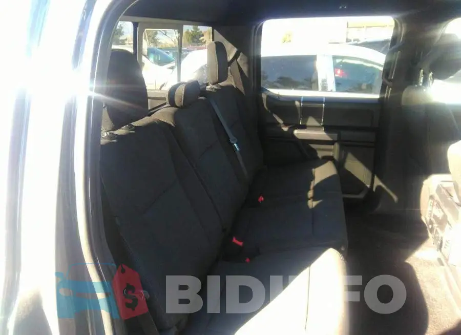 1FTEW1EG5JFE48782 Photo# 8