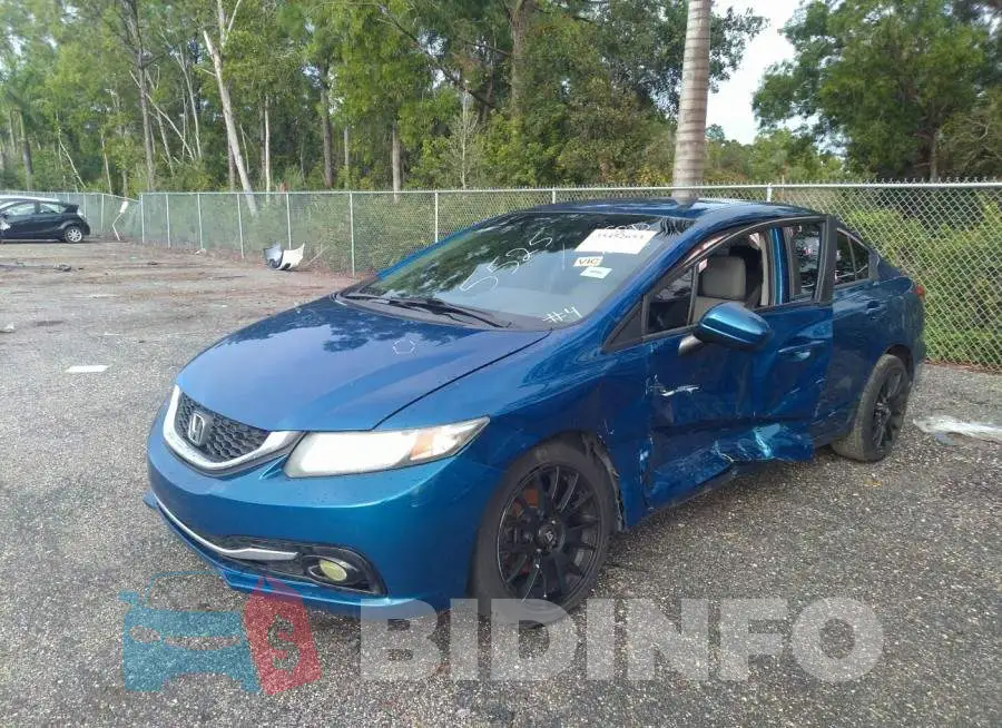 19XFB2F52FE045525 Photo# 2