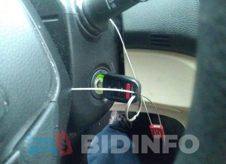 1HGCR2F32DA143176 Photo# 11