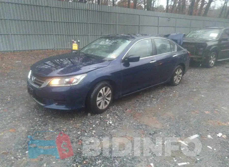 1HGCR2F32FA155184 Photo# 2