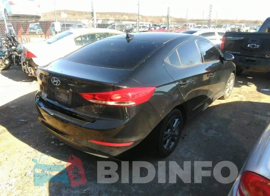 5NPD84LF0JH239621 Photo# 4