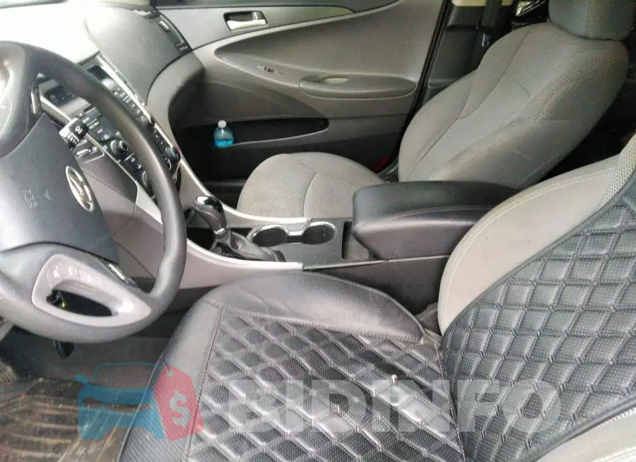 5NPEB4AC1EH902893 Photo# 5