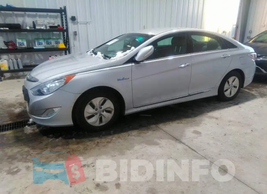 KMHEC4A45FA131591 Photo# 2