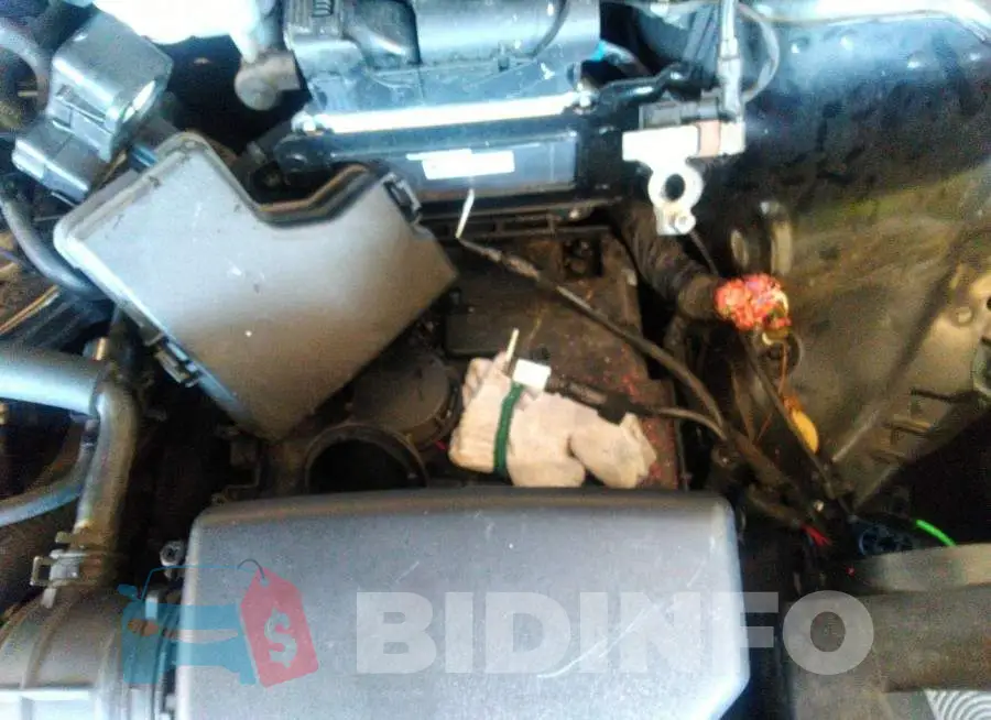 KMHTC6AD8FU223585 Photo# 6