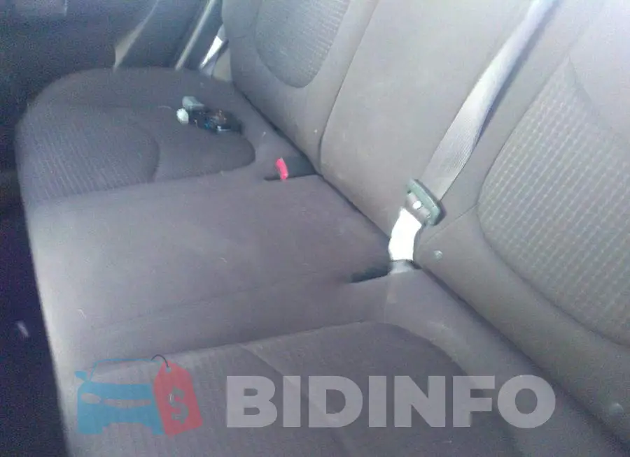 KNDJT2A54D7768871 Photo# 8