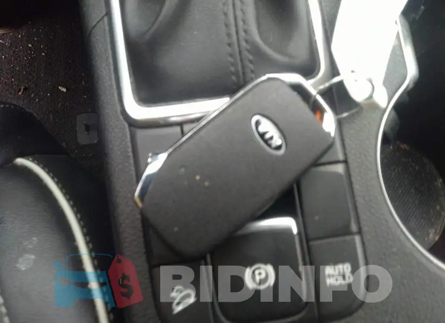 KNDPRCA68M7869628 Photo# 11
