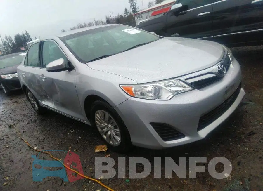4T4BF1FK8DR329308 Photo# 1