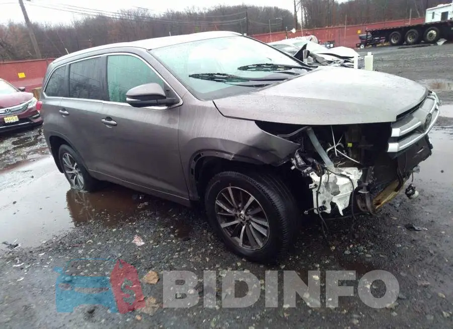 5TDJZRFH3JS489830 Photo# 1