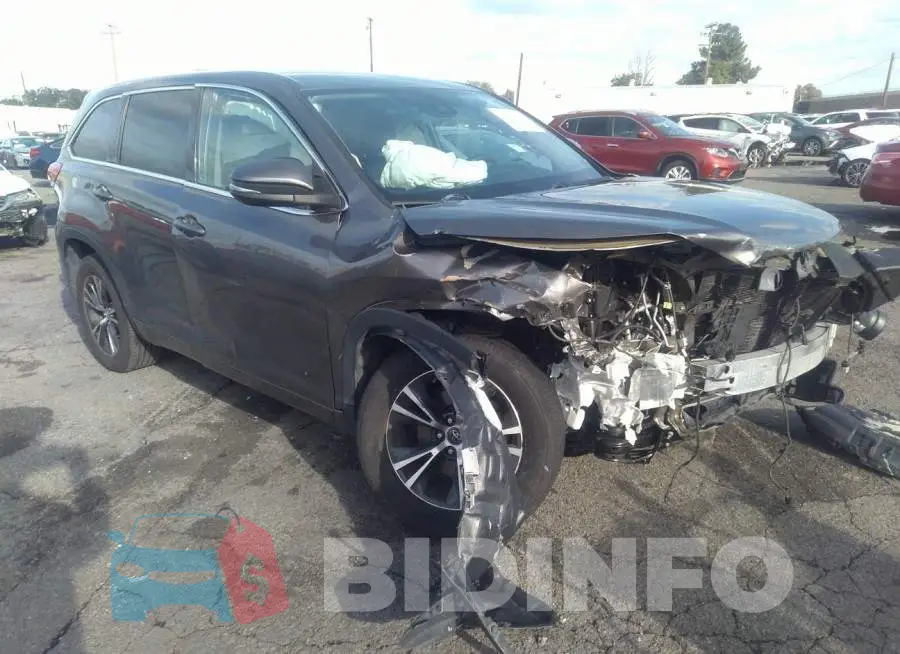5TDZZRFH0JS235639 Photo# 1